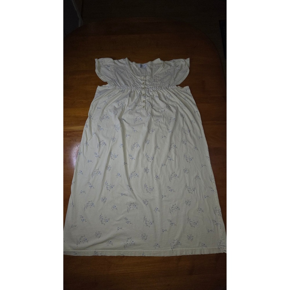 Jennifer Moore Vintage Floral Nightgown Cream Blue Lace Trim Flutter Sleeve L